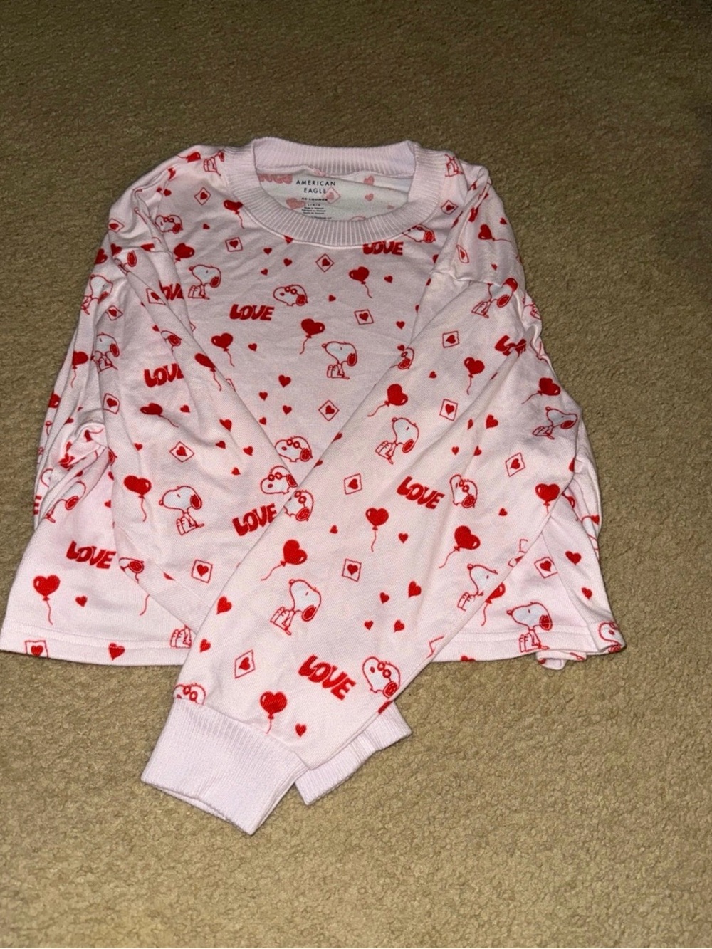 American Eagle Outfitters Pink Snoopy 'Love' Heart Pajama Top